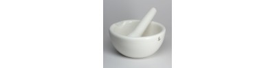 Porcelain mortar with pestle D100