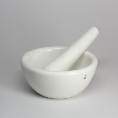 Porcelain mortar with pestle D80